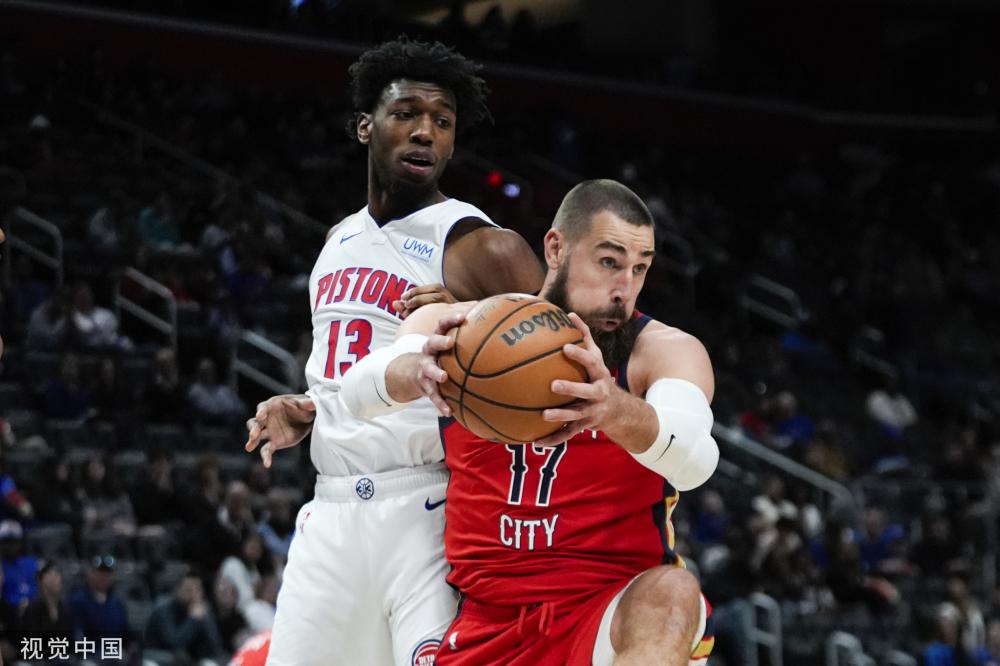 观察这两位 观察这两位