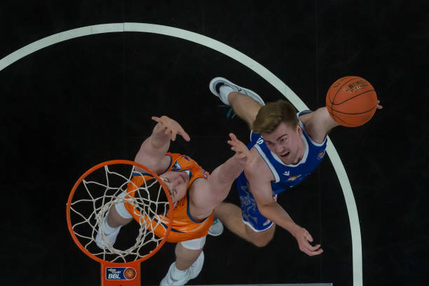 奥拉的高标 奥拉的高标