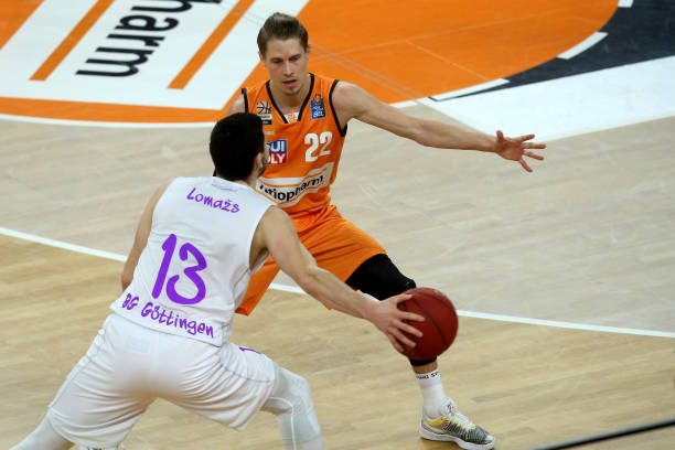 来自赛场的 来自赛场的