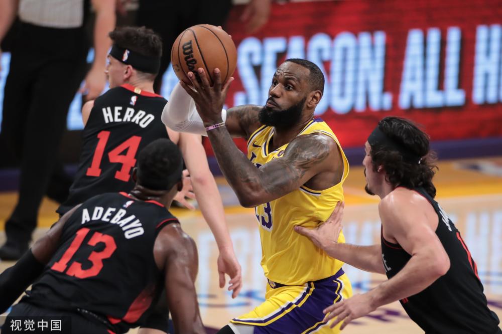 再面对门将 再面对门将