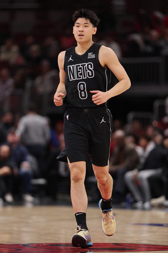 保持稳定的 保持稳定的