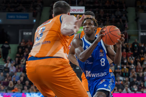 消息人士透 消息人士透