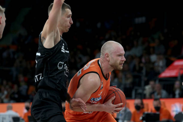 的知名度提 的知名度提